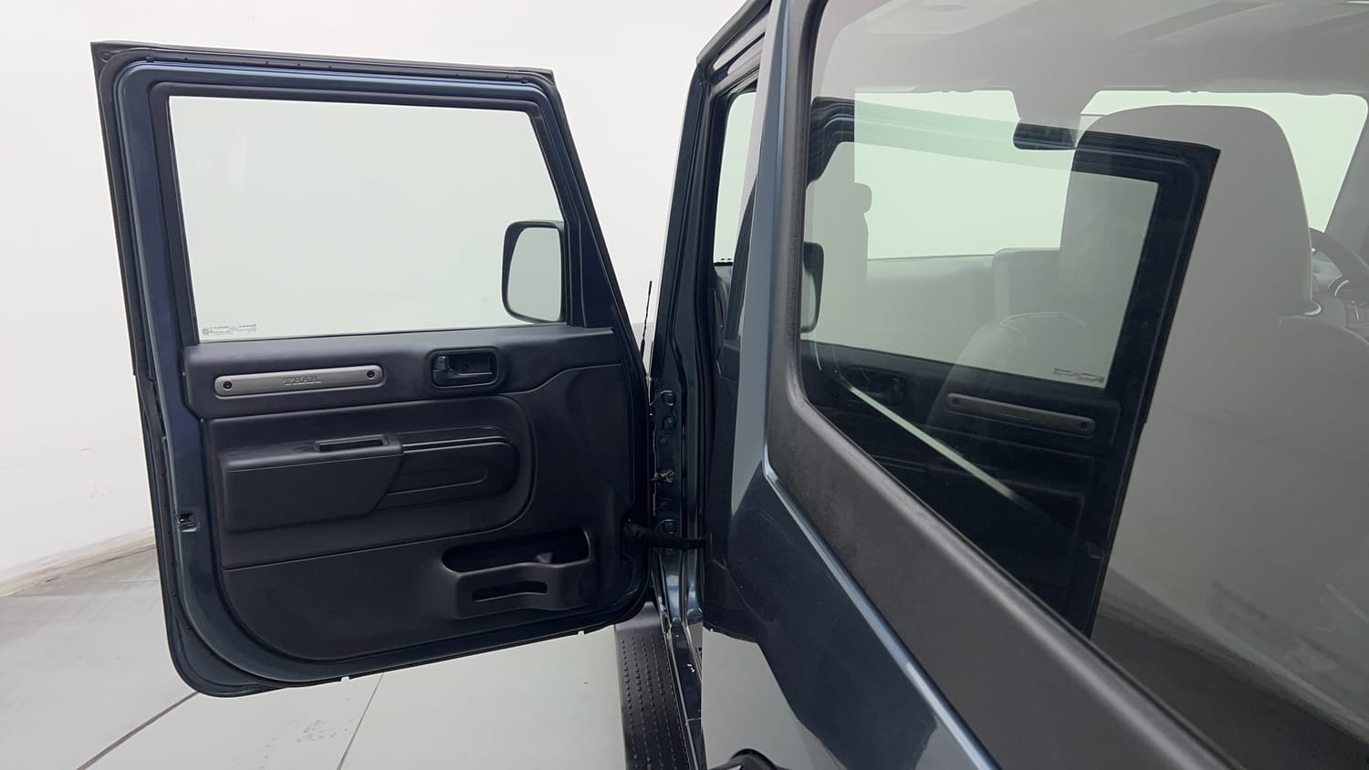 Used 2022 mahindra Thar LX Hard Top Petrol AT 4WD Petrol Automatic interior LEFT FRONT DOOR OPEN VIEW