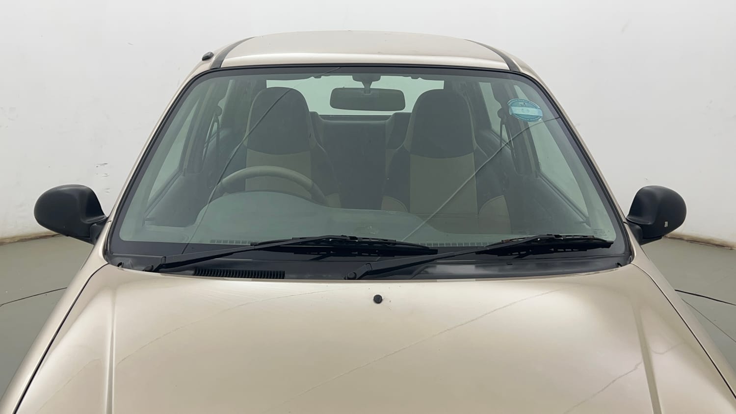 Used 2013 Maruti Suzuki Alto K10 LXi Petrol Manual exterior FRONT WINDSHIELD VIEW