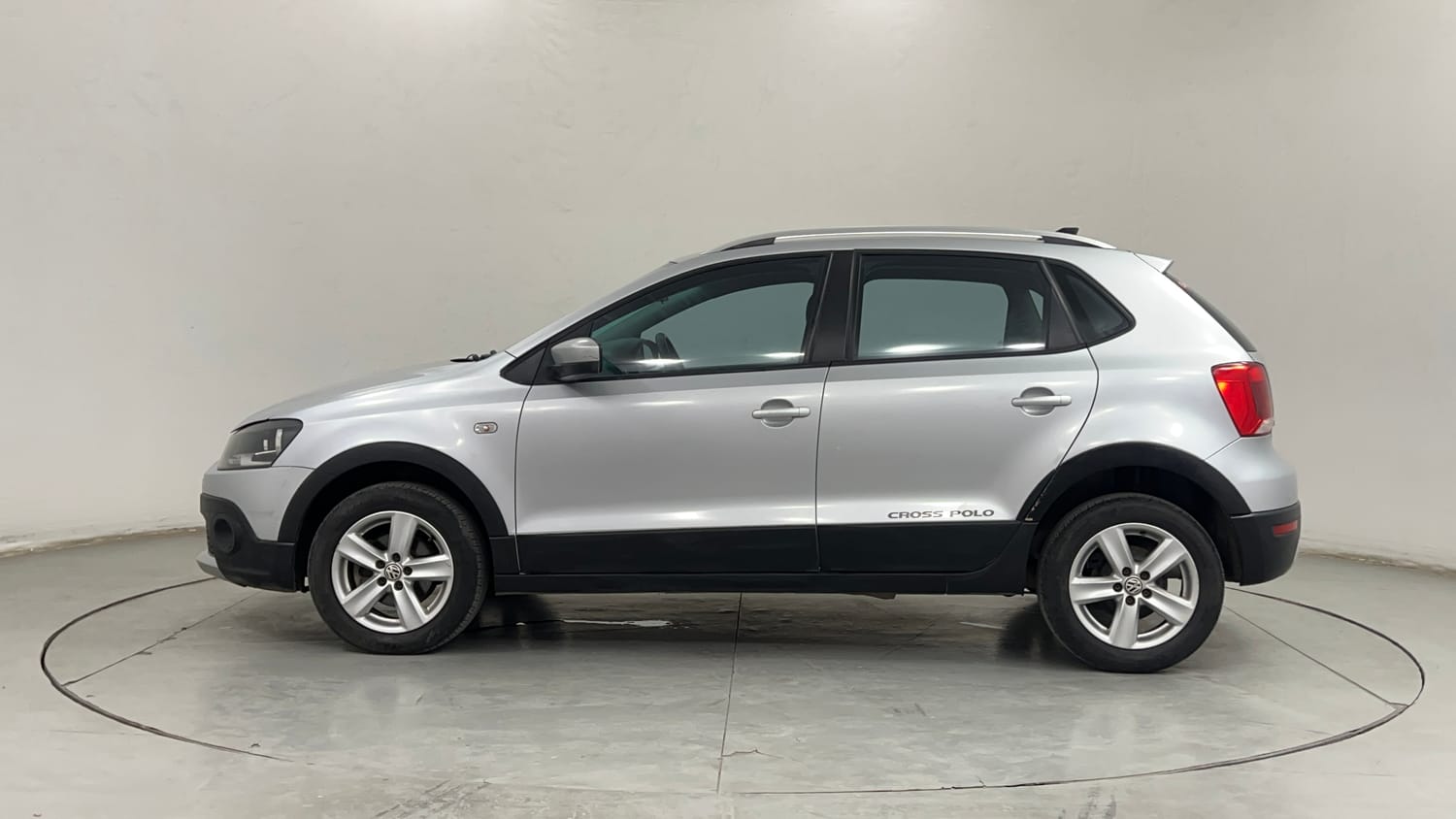 Used 2015 Volkswagen Polo Highline1.2L (P) Petrol Manual exterior LEFT SIDE VIEW