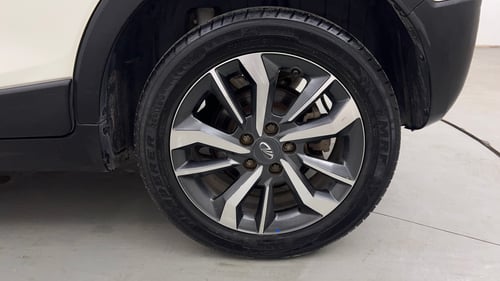 Used 2021 Mahindra XUV 300 W8 (O) 1.2 Petrol Petrol Manual tyres LEFT REAR TYRE RIM VIEW