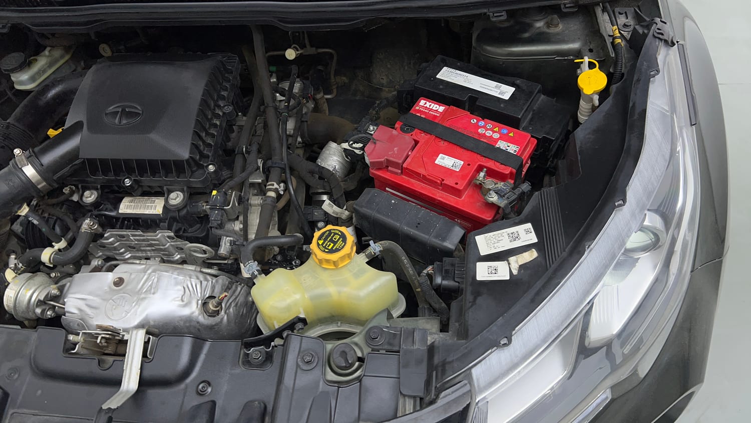 Used 2021 Tata Nexon XZ Plus Petrol Manual engine ENGINE LEFT SIDE VIEW