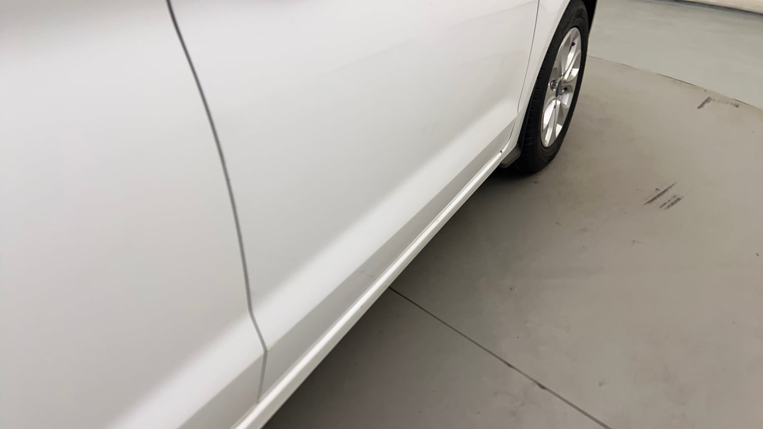 Used 2017 Ford Figo Titanium 1.5 Ti-VCT AT Petrol Automatic dents MINOR SCRATCH