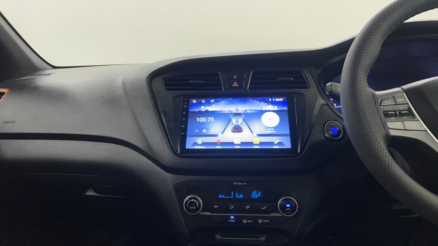 Used 2017 Hyundai i20 Active 1.2 SX Petrol Manual interior MUSIC SYSTEM & AC CONTROL VIEW
