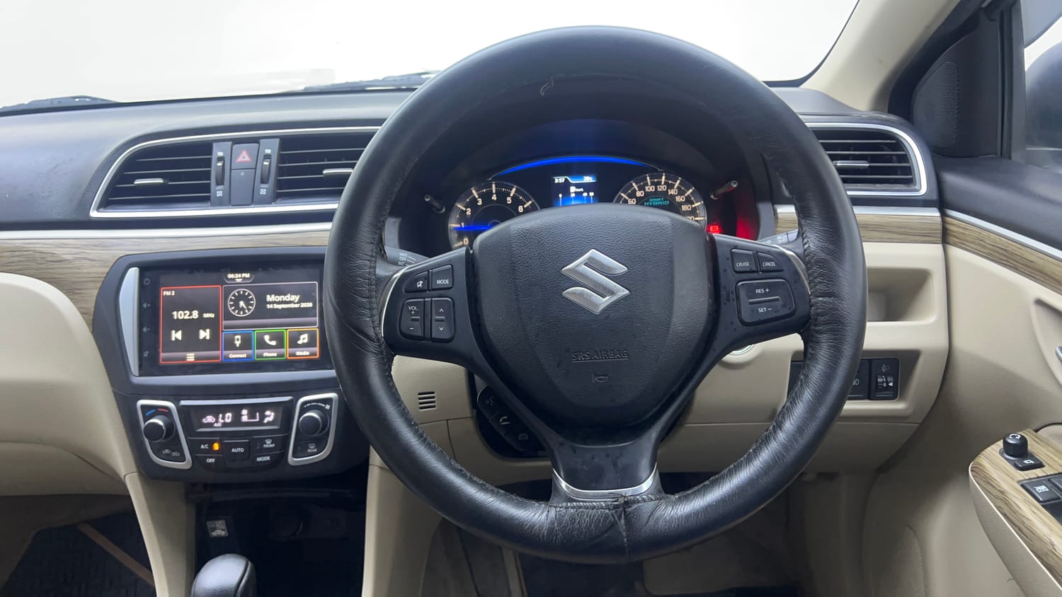 Used 2022 Maruti Suzuki Ciaz Zeta 1.5 AT Petrol Automatic interior STEERING VIEW