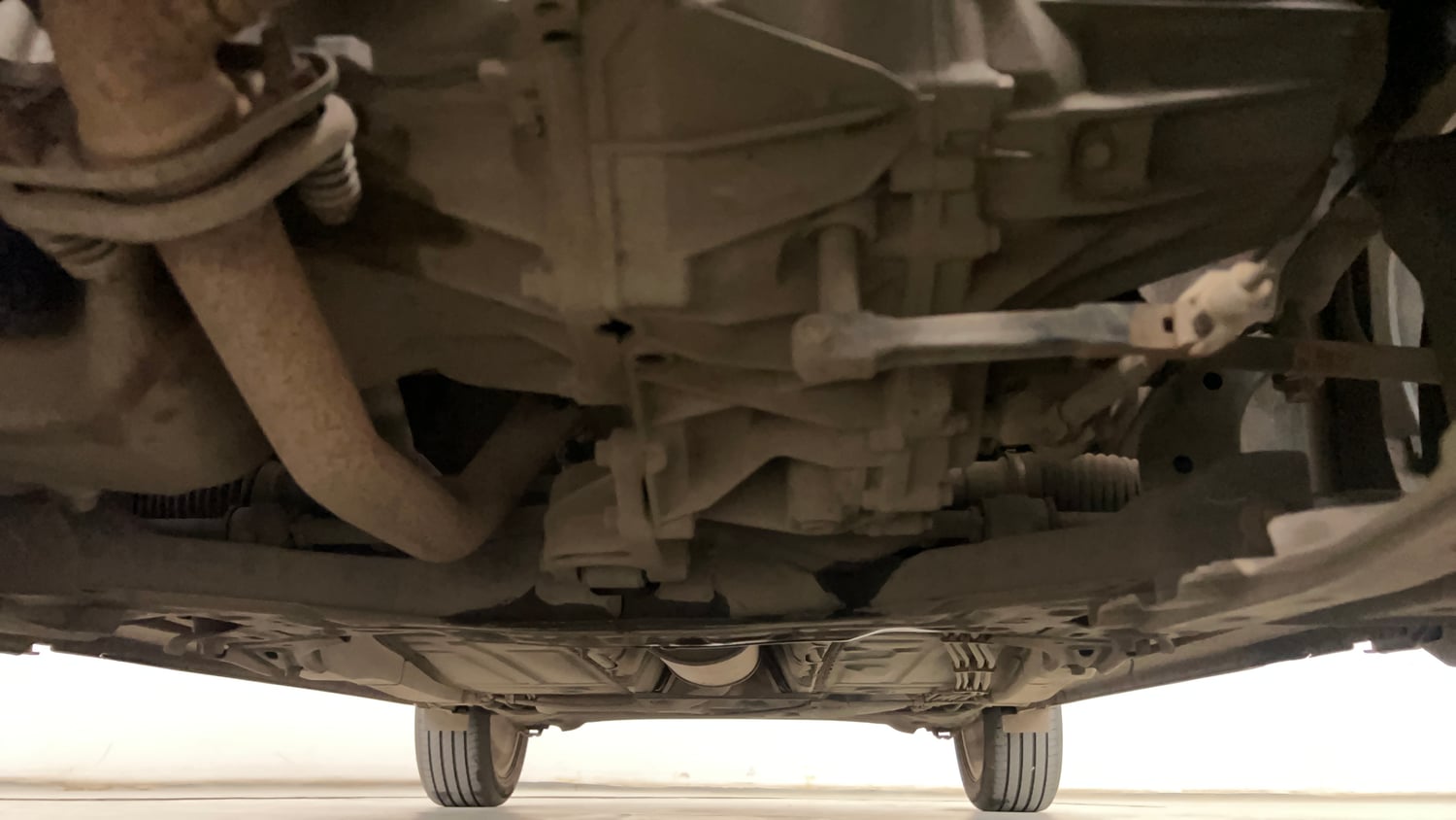 Used 2019 Toyota Glanza V Petrol Manual extra FRONT LEFT UNDERBODY VIEW