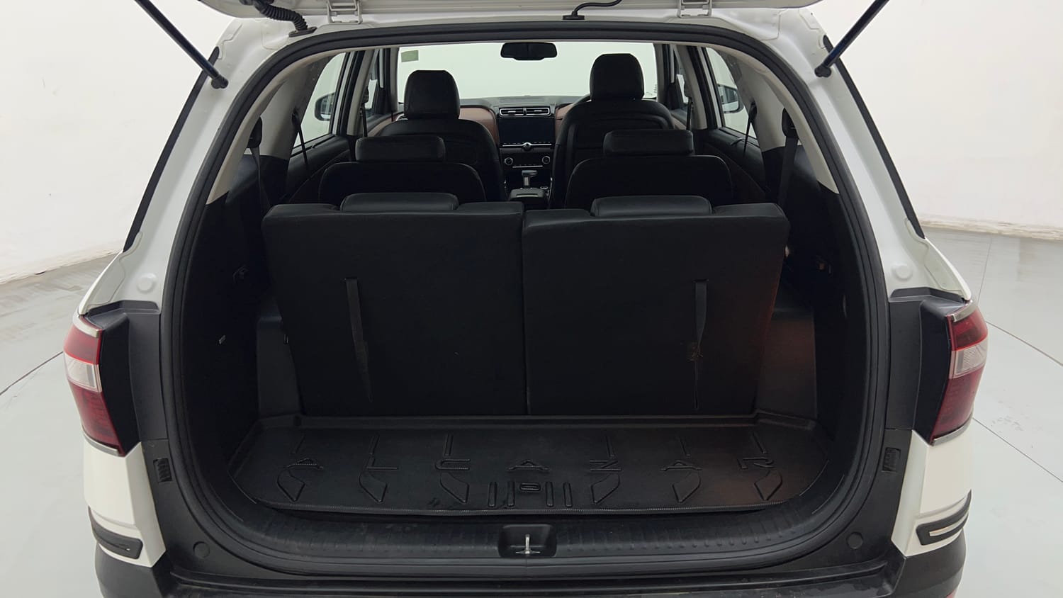Used 2021 Hyundai Alcazar Signature (O) 6 STR 2.0 Petrol AT Petrol Automatic interior DICKY INSIDE VIEW