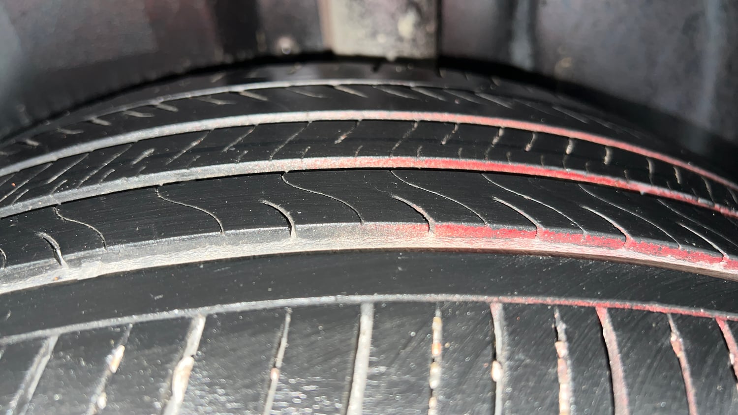 Used 2023 Volkswagen Virtus Topline 1.0 TSI MT Petrol Manual tyres LEFT REAR TYRE TREAD VIEW