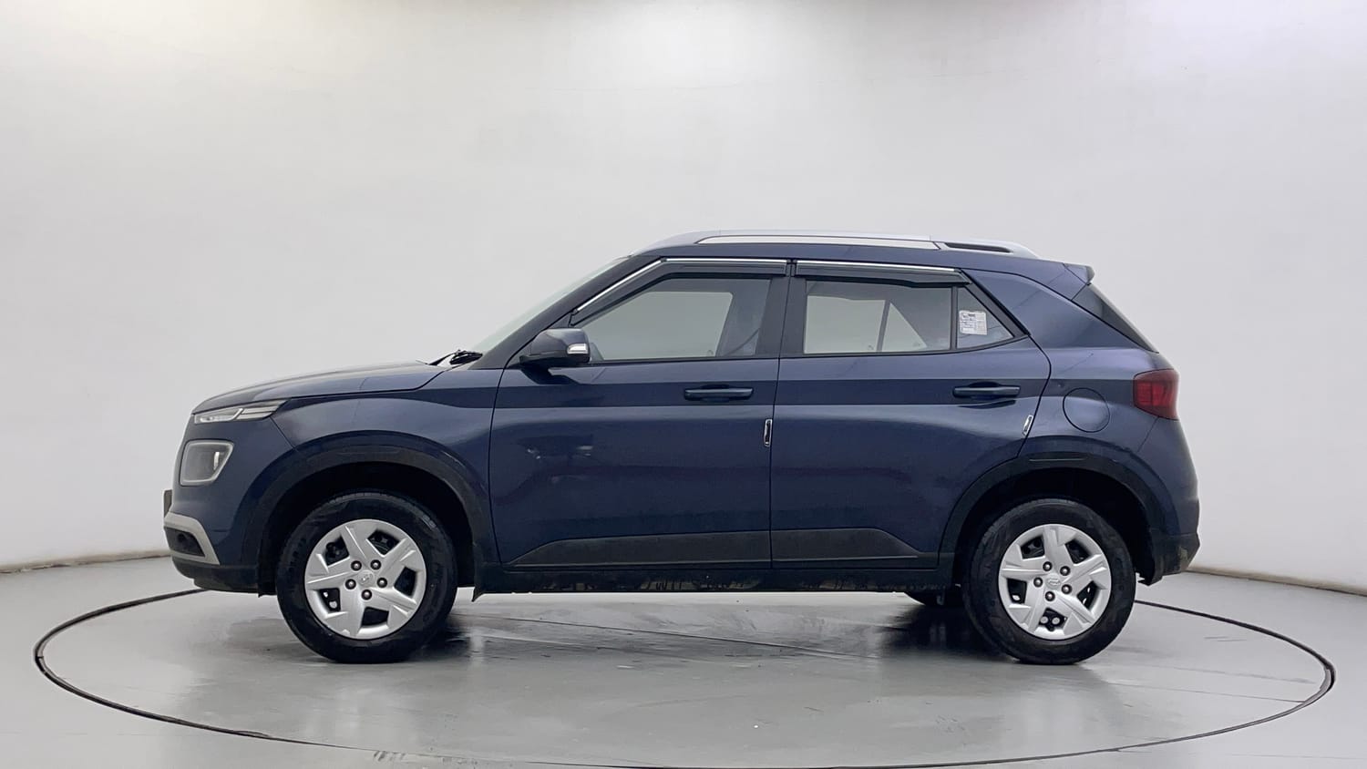 Used 2021 Hyundai Venue S Plus 1.2 Petrol Petrol Manual exterior LEFT SIDE VIEW