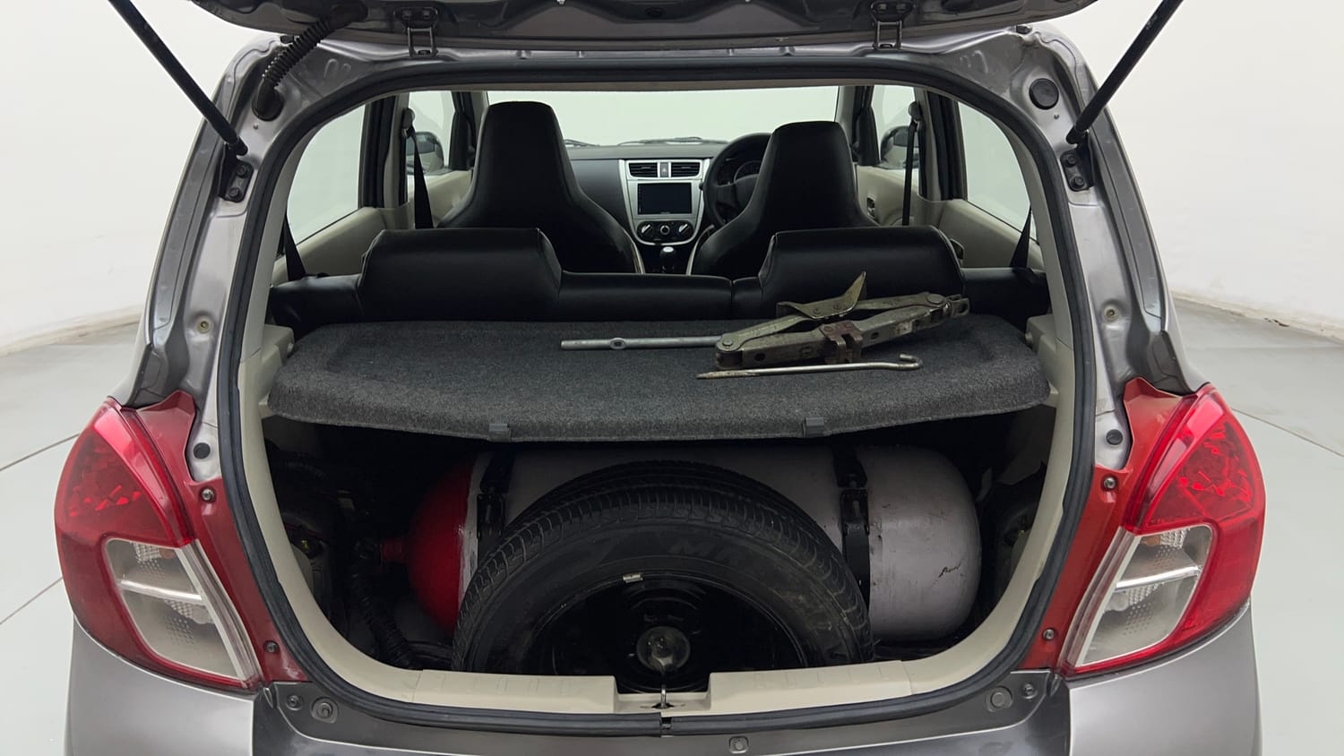 Used 2018 Maruti Suzuki Celerio VXi CNG Cng Manual interior DICKY INSIDE VIEW