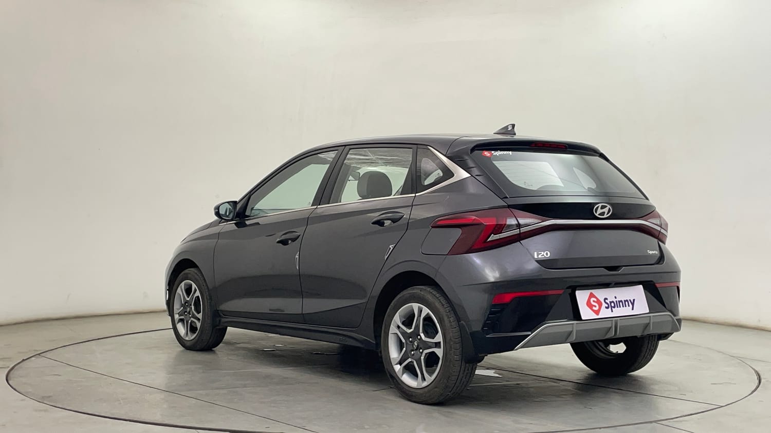 Used 2024 Hyundai i20 Sportz (O) 1.2 IVT Petrol Automatic exterior LEFT REAR CORNER VIEW