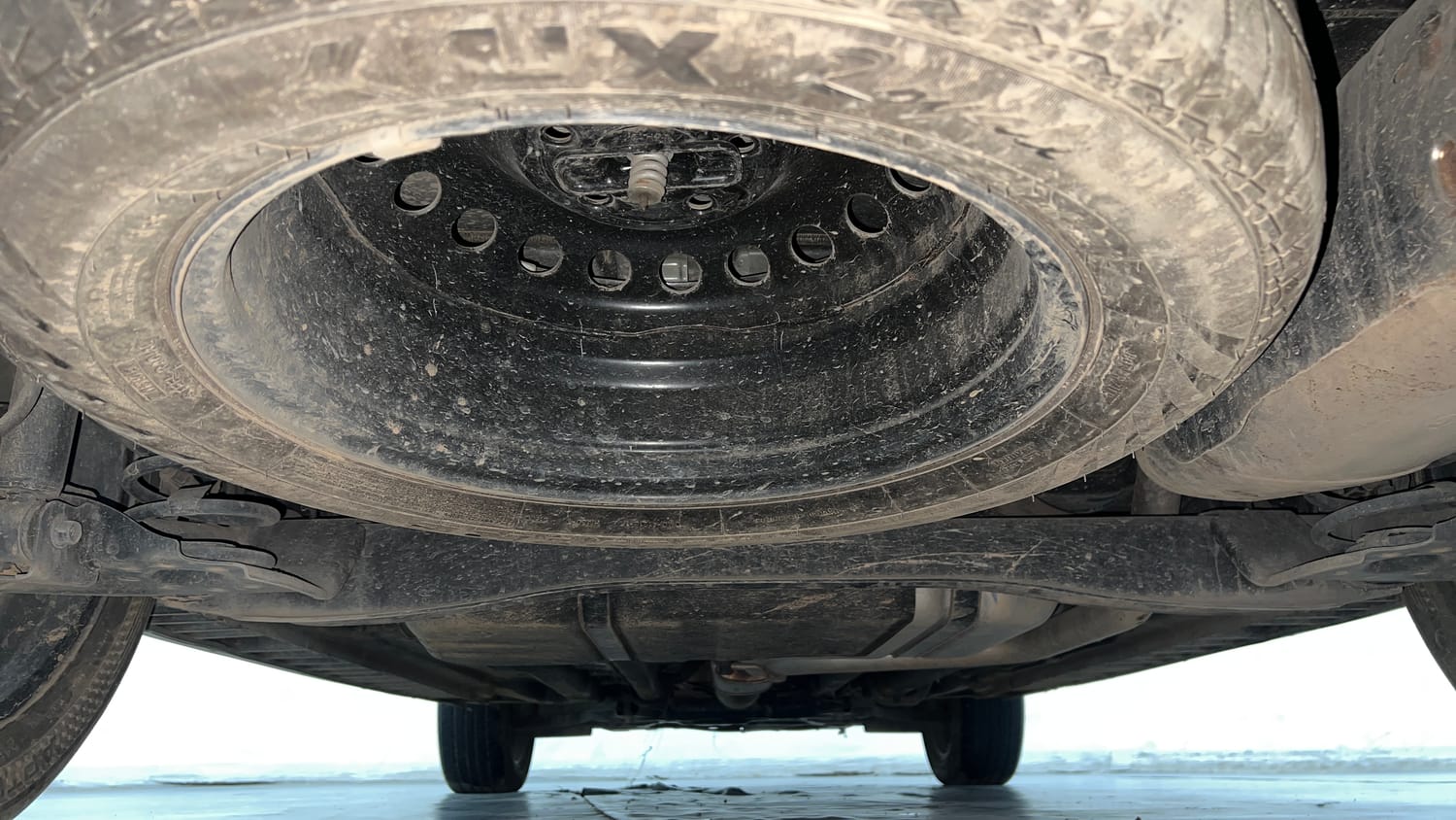 Used 2021 Hyundai Alcazar Signature (O) 6 STR 2.0 Petrol AT Petrol Automatic extra REAR UNDERBODY VIEW (TAKEN FROM REAR)