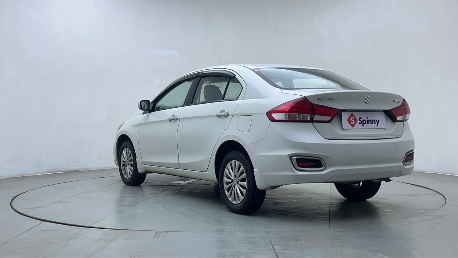 Used 2022 Maruti Suzuki Ciaz Zeta 1.5 AT Petrol Automatic exterior LEFT REAR CORNER VIEW