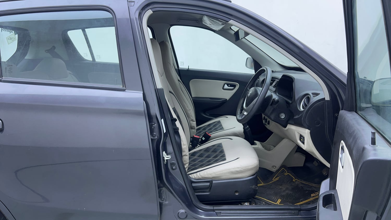 Used 2022 Maruti Suzuki Alto 800 LXi (O) CNG Cng Manual interior RIGHT SIDE FRONT DOOR CABIN VIEW