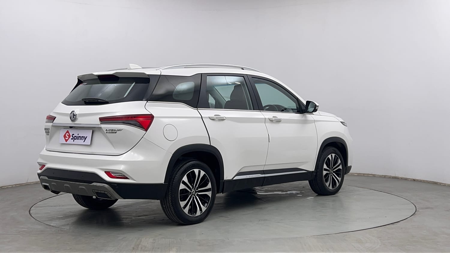 Used 2023 MG Motors Hector Plus Sharp 2.0 Diesel Turbo MT 6-STR Diesel Manual exterior RIGHT REAR CORNER VIEW