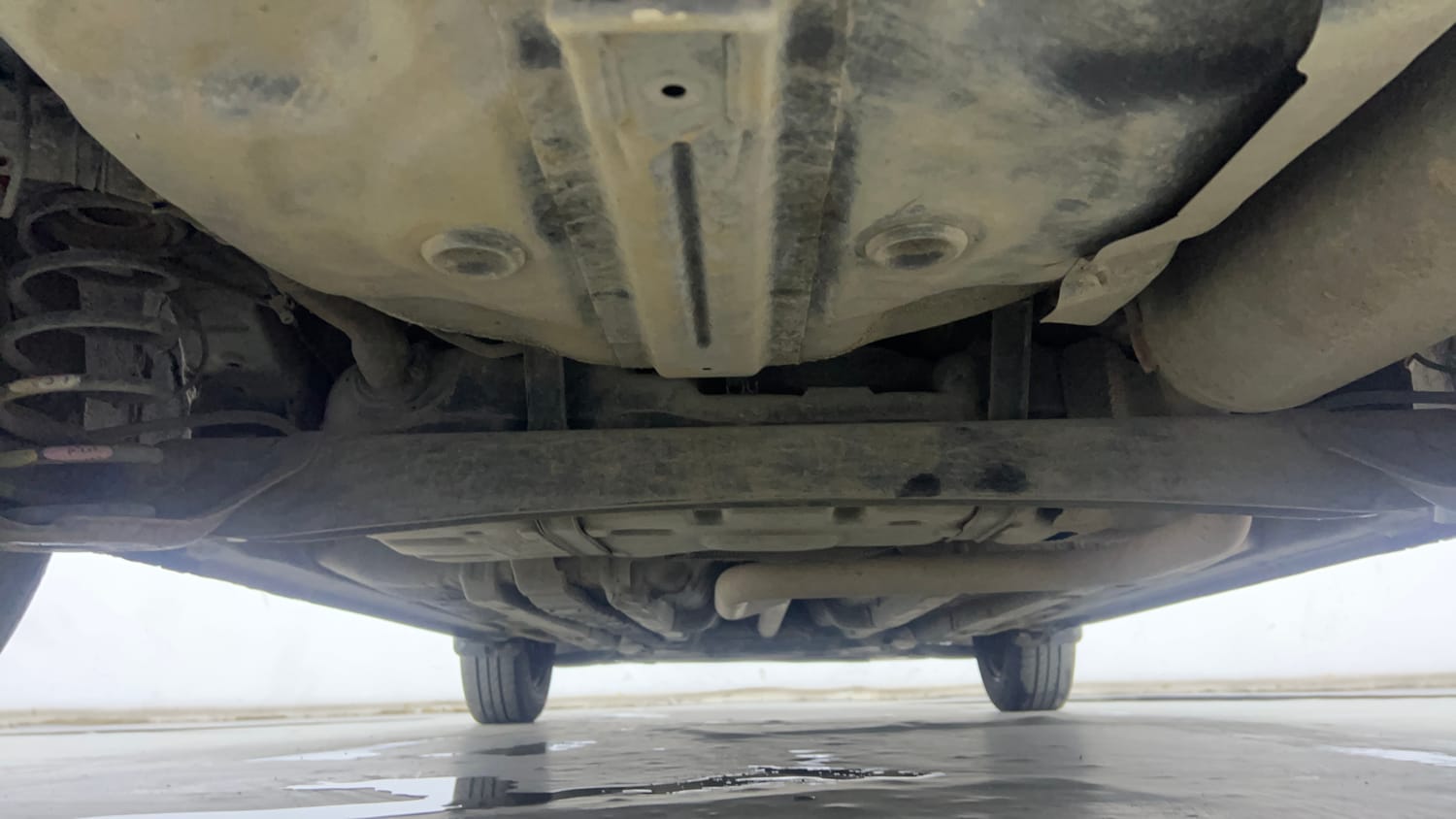 Used 2016 Hyundai Elite i20 Sportz 1.4 CRDI Diesel Manual extra REAR UNDERBODY VIEW (TAKEN FROM REAR)