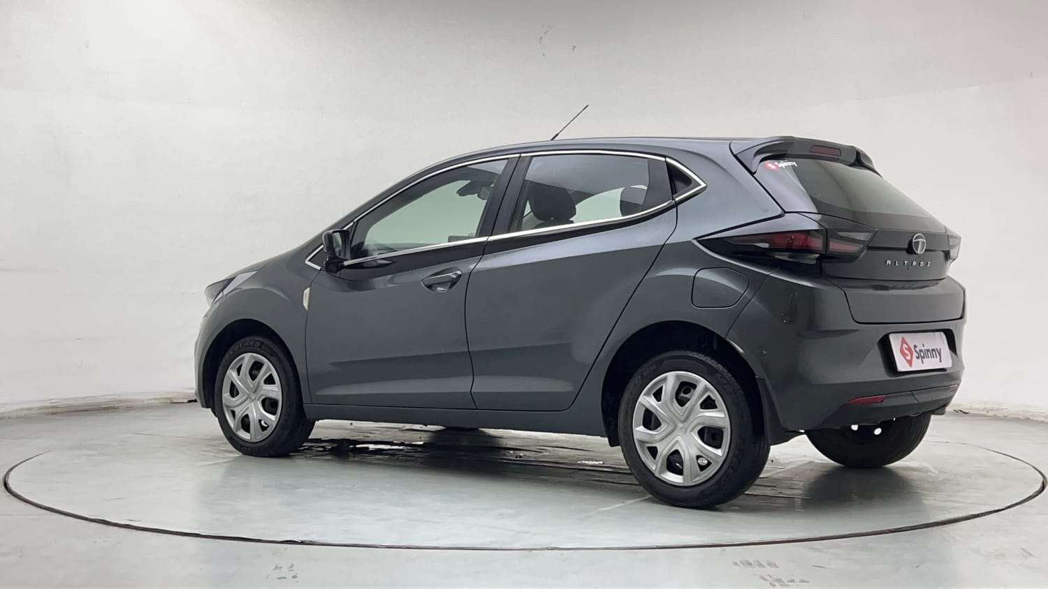 Used 2023 Tata Altroz XT Petrol Petrol Manual exterior LEFT REAR CORNER VIEW