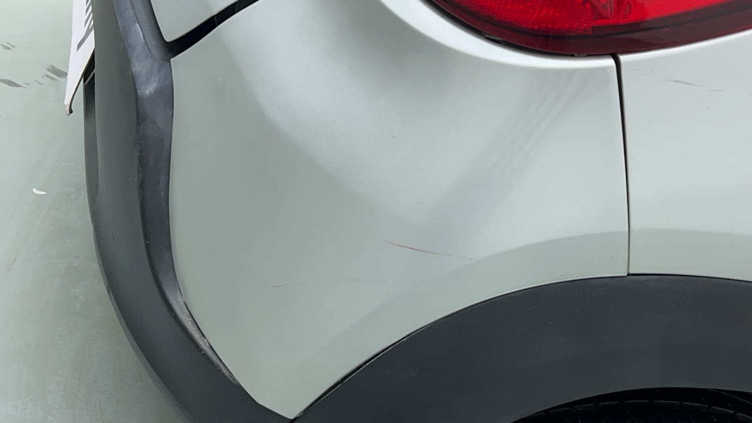 Used 2018 Renault Kwid RXE Petrol Manual dents MINOR SCRATCH