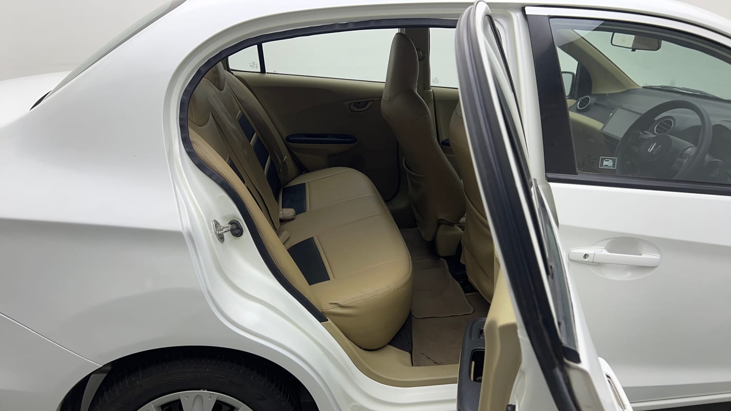 Used 2015 Honda Amaze 1.2 S i-VTEC Petrol Manual interior RIGHT SIDE REAR DOOR CABIN VIEW