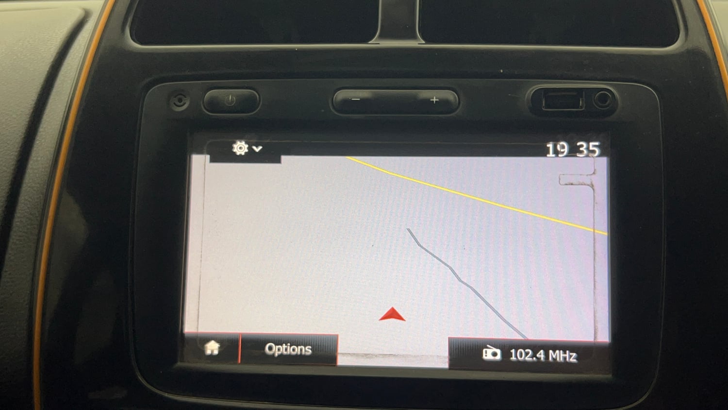 Used 2017 Renault Kwid CLIMBER 1.0 Petrol Manual top_features GPS navigation system