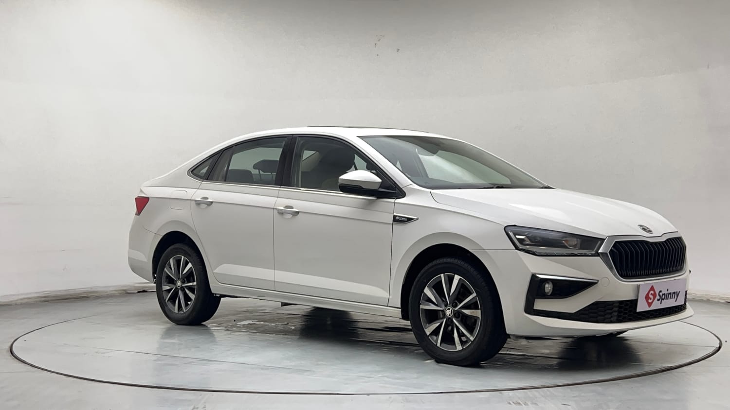 Used 2022 Skoda Slavia Style 1.0L TSI AT Petrol Automatic exterior RIGHT FRONT CORNER VIEW