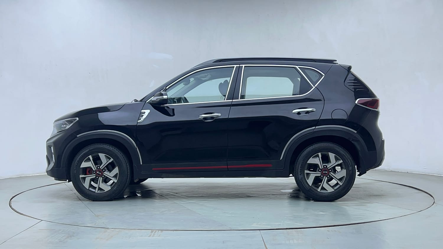 Used 2020 Kia Sonet GTX Plus 1.0 DCT Petrol Automatic exterior LEFT SIDE VIEW