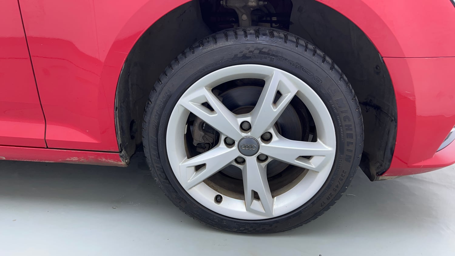 Used 2017 Audi A4 30 TFSI Technology Pack Petrol Automatic tyres RIGHT FRONT TYRE RIM VIEW