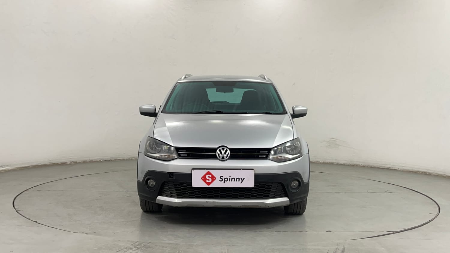 Used 2015 Volkswagen Polo Highline1.2L (P) Petrol Manual exterior FRONT VIEW