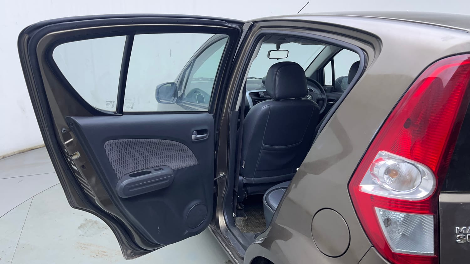 Used 2015 Maruti Suzuki Ritz Vxi BS-IV Petrol Manual interior LEFT REAR DOOR OPEN VIEW
