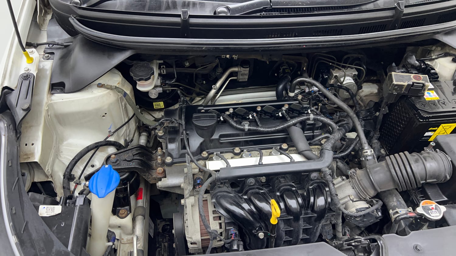 Used 2020 Hyundai Elite i20 Sportz Plus 1.2 Petrol Manual engine ENGINE RIGHT SIDE VIEW