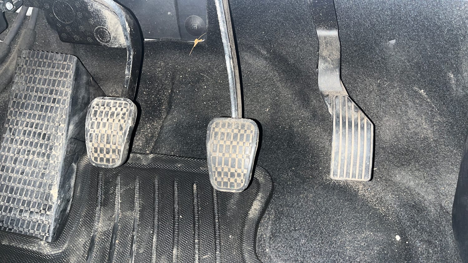Used 2024 Tata Altroz XZ Plus (S) iCNG Cng Manual interior PEDALS VIEW