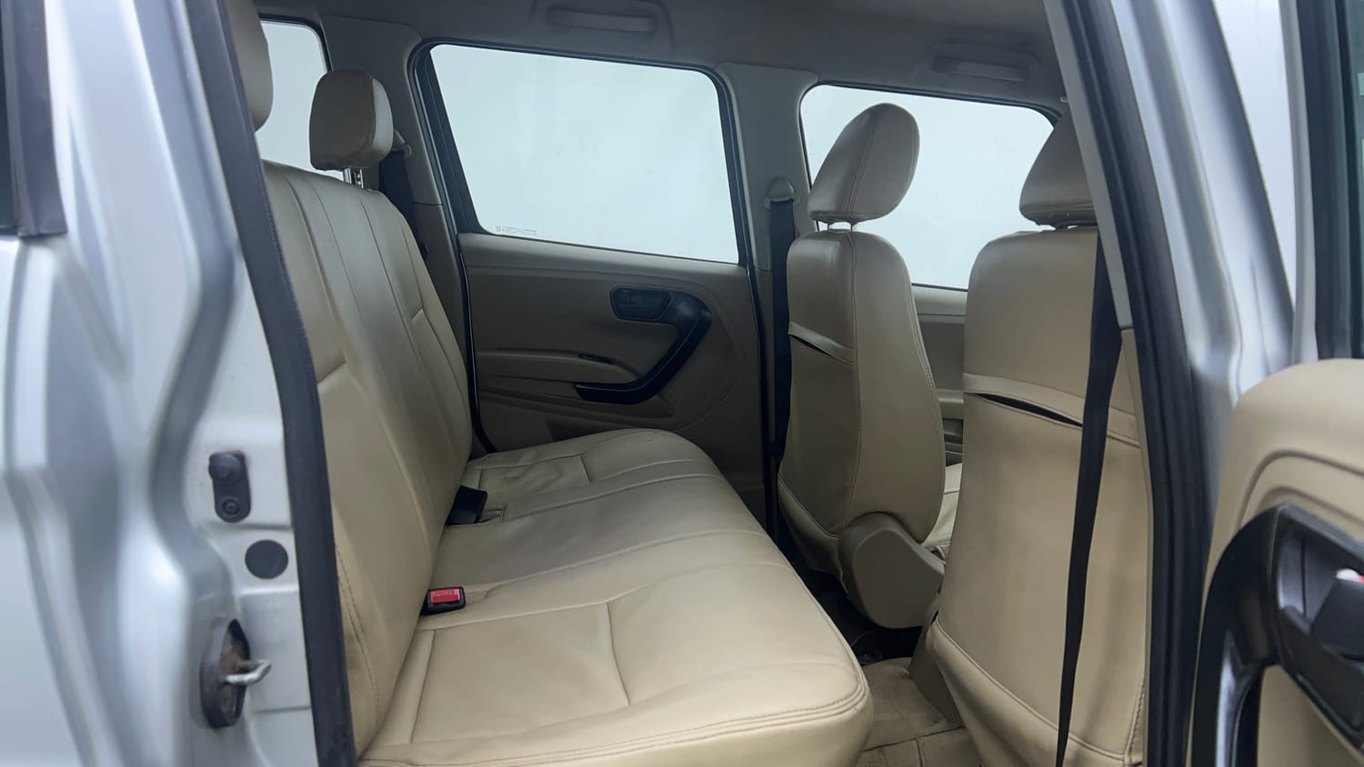 Used 2016 Mahindra TUV300 T4 Plus Diesel Manual interior RIGHT SIDE REAR DOOR CABIN VIEW