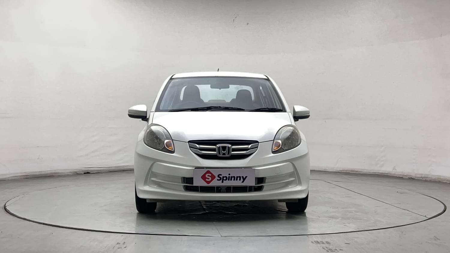 Used 2015 Honda Amaze 1.2 S i-VTEC Petrol Manual exterior FRONT VIEW