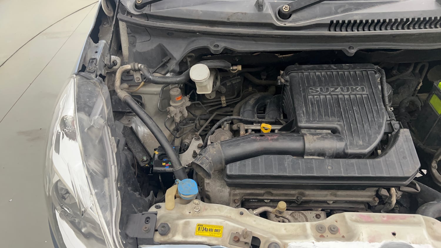 Used 2013 Maruti Suzuki Ertiga Vxi Petrol Manual engine ENGINE RIGHT SIDE VIEW