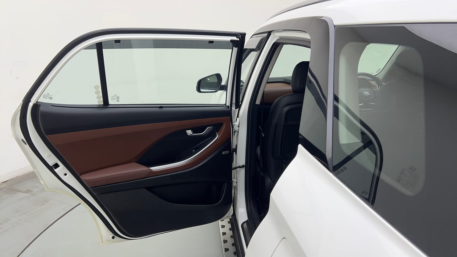 Used 2021 Hyundai Alcazar Signature (O) 6 STR 2.0 Petrol AT Petrol Automatic interior LEFT REAR DOOR OPEN VIEW