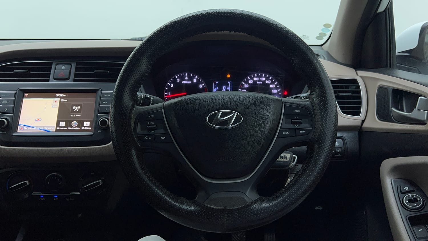 Used 2020 Hyundai Elite i20 Sportz Plus 1.2 Petrol Manual interior STEERING VIEW