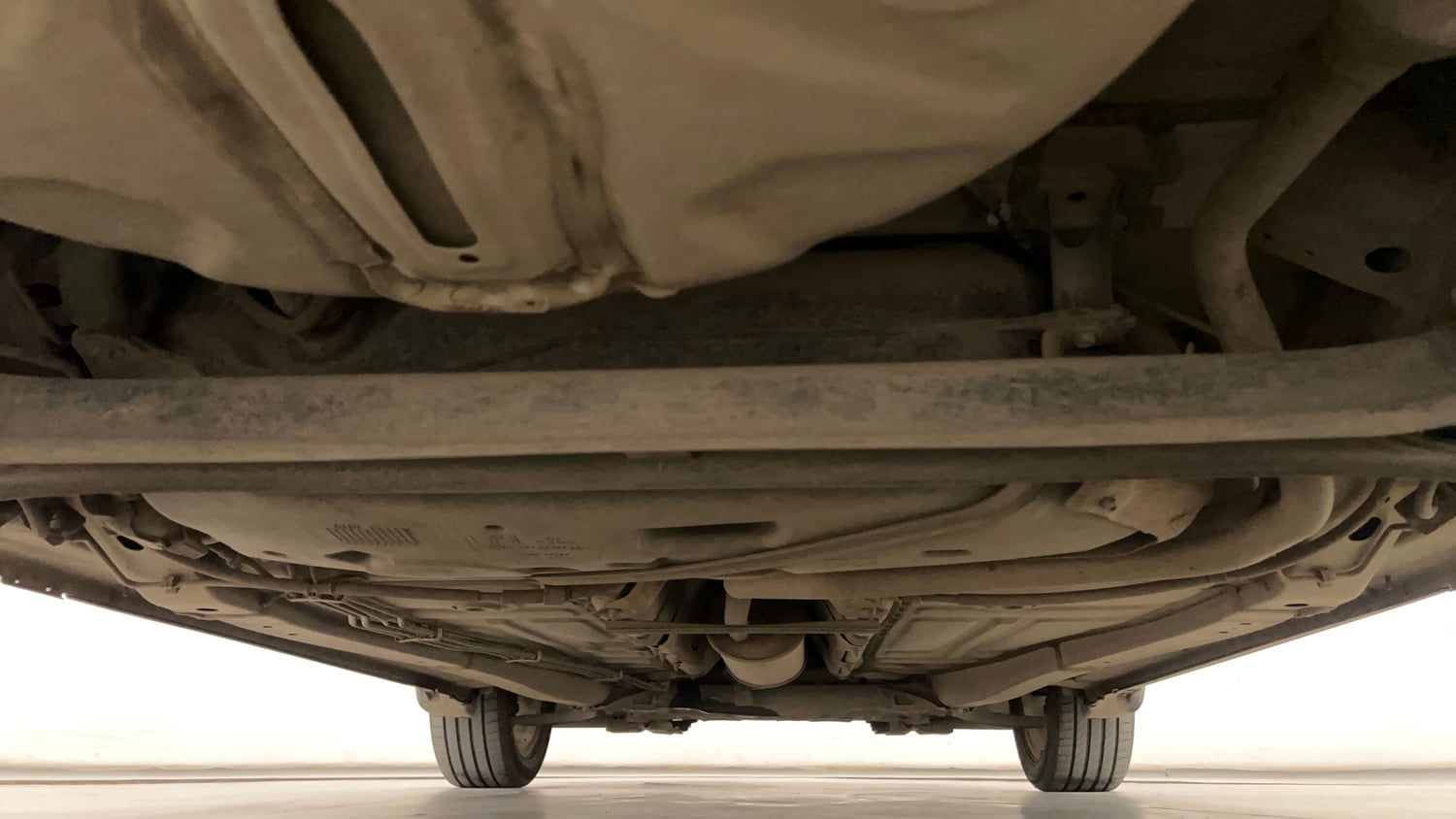 Used 2019 Toyota Glanza V Petrol Manual extra REAR UNDERBODY VIEW (TAKEN FROM REAR)