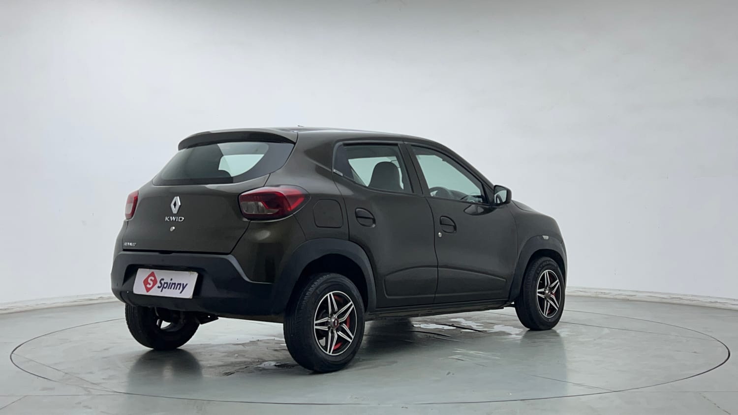 Used 2020 Renault Kwid RXL Petrol Manual exterior RIGHT REAR CORNER VIEW