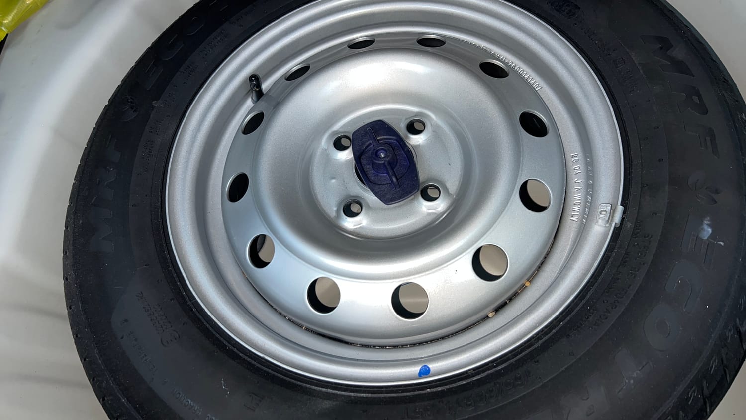 Used 2026 Maruti Suzuki Swift LXi Petrol Manual tyres SPARE TYRE VIEW