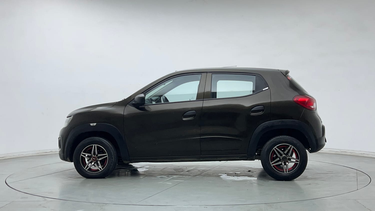 Used 2020 Renault Kwid RXL Petrol Manual exterior LEFT SIDE VIEW