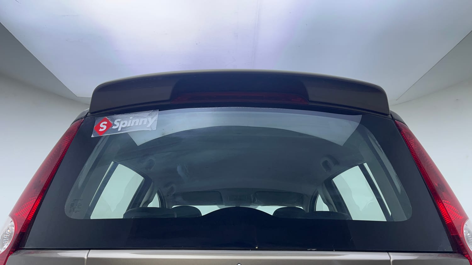 Used 2015 Maruti Suzuki Ritz Vxi BS-IV Petrol Manual exterior BACK WINDSHIELD VIEW