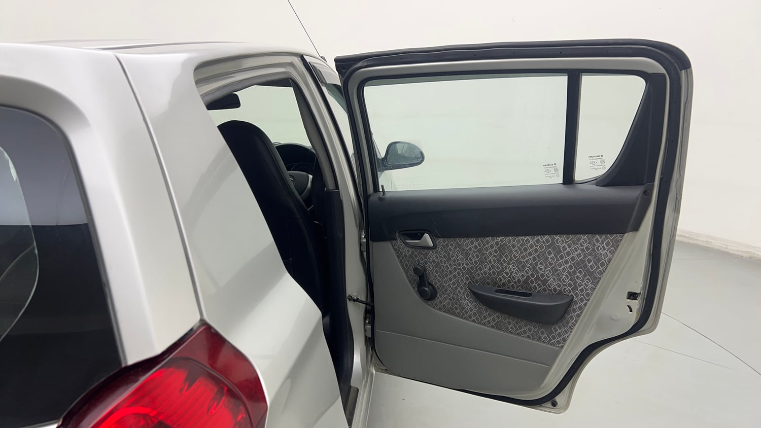 Used 2017 Maruti Suzuki Alto 800 LXi Petrol Manual interior RIGHT REAR DOOR OPEN VIEW