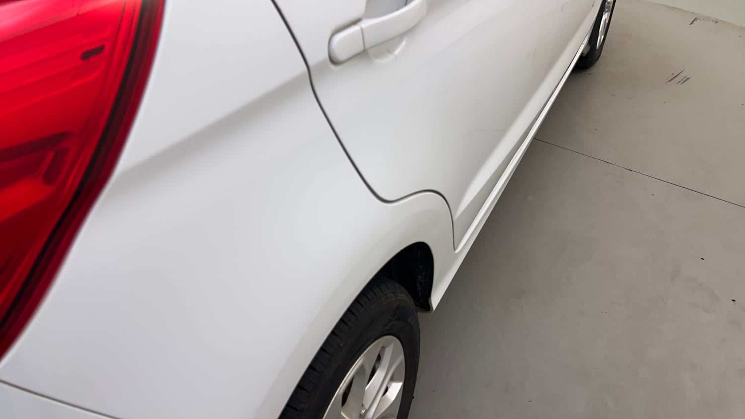 Used 2017 Ford Figo Titanium 1.5 Ti-VCT AT Petrol Automatic dents MINOR SCRATCH