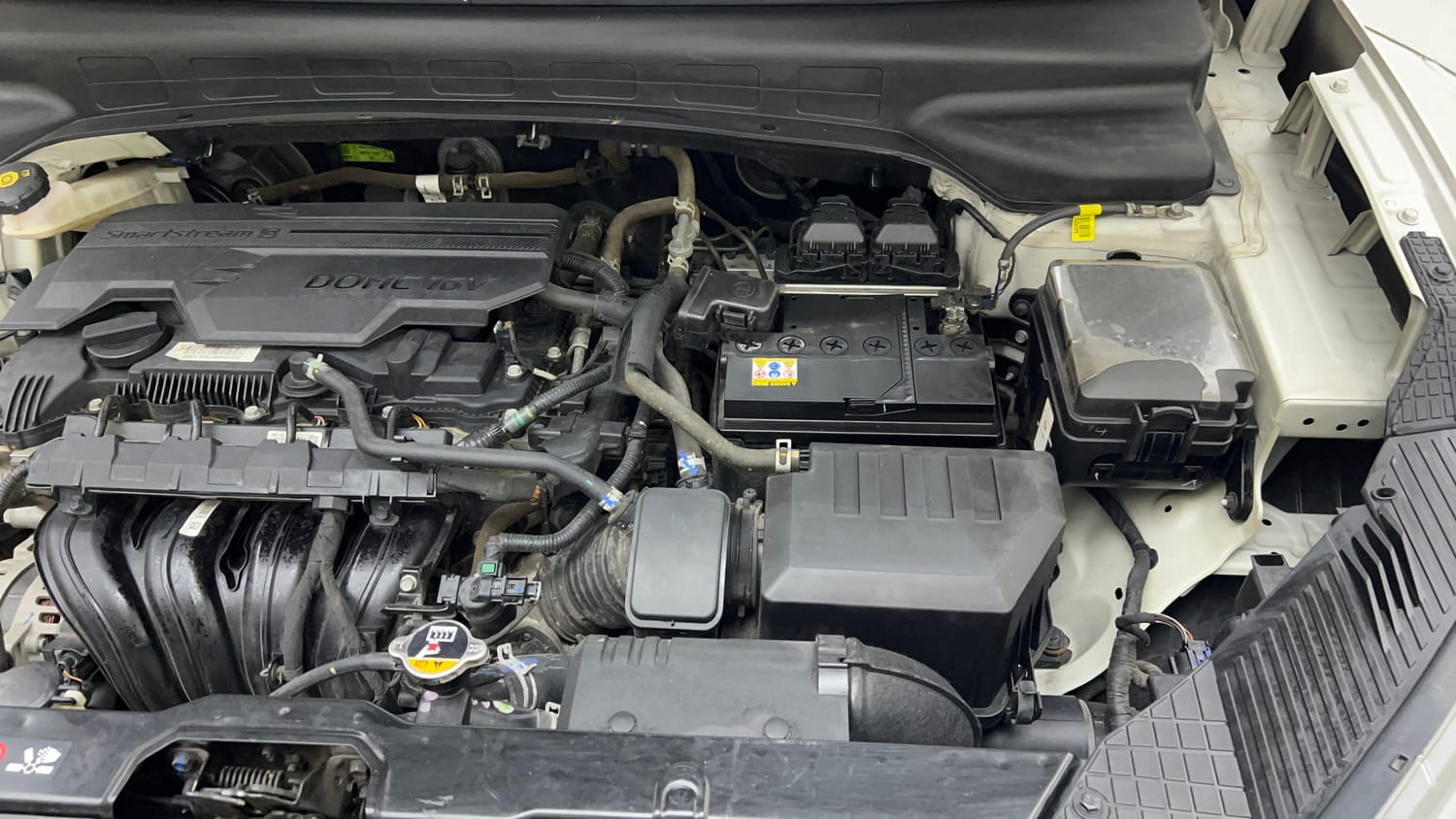 Used 2021 Hyundai Alcazar Signature (O) 6 STR 2.0 Petrol AT Petrol Automatic engine ENGINE LEFT SIDE VIEW