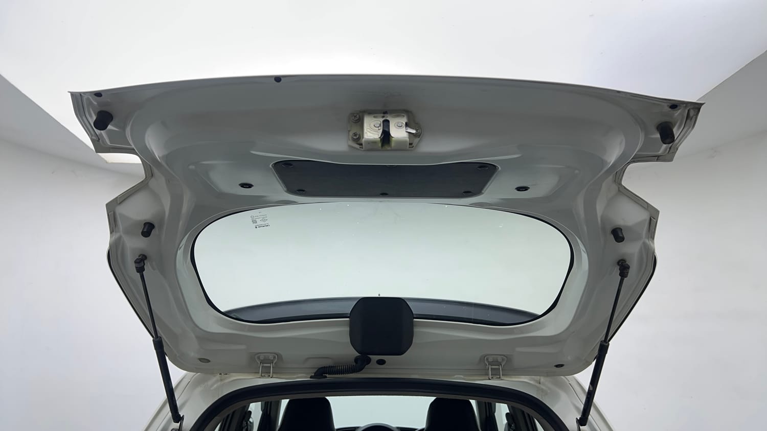 Used 2020 Maruti Suzuki S-Presso VXi Petrol Manual interior DICKY DOOR OPEN VIEW