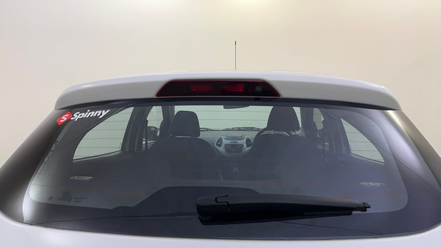 Used 2017 Ford Figo Titanium 1.5 Ti-VCT AT Petrol Automatic top_features Rear wiper
