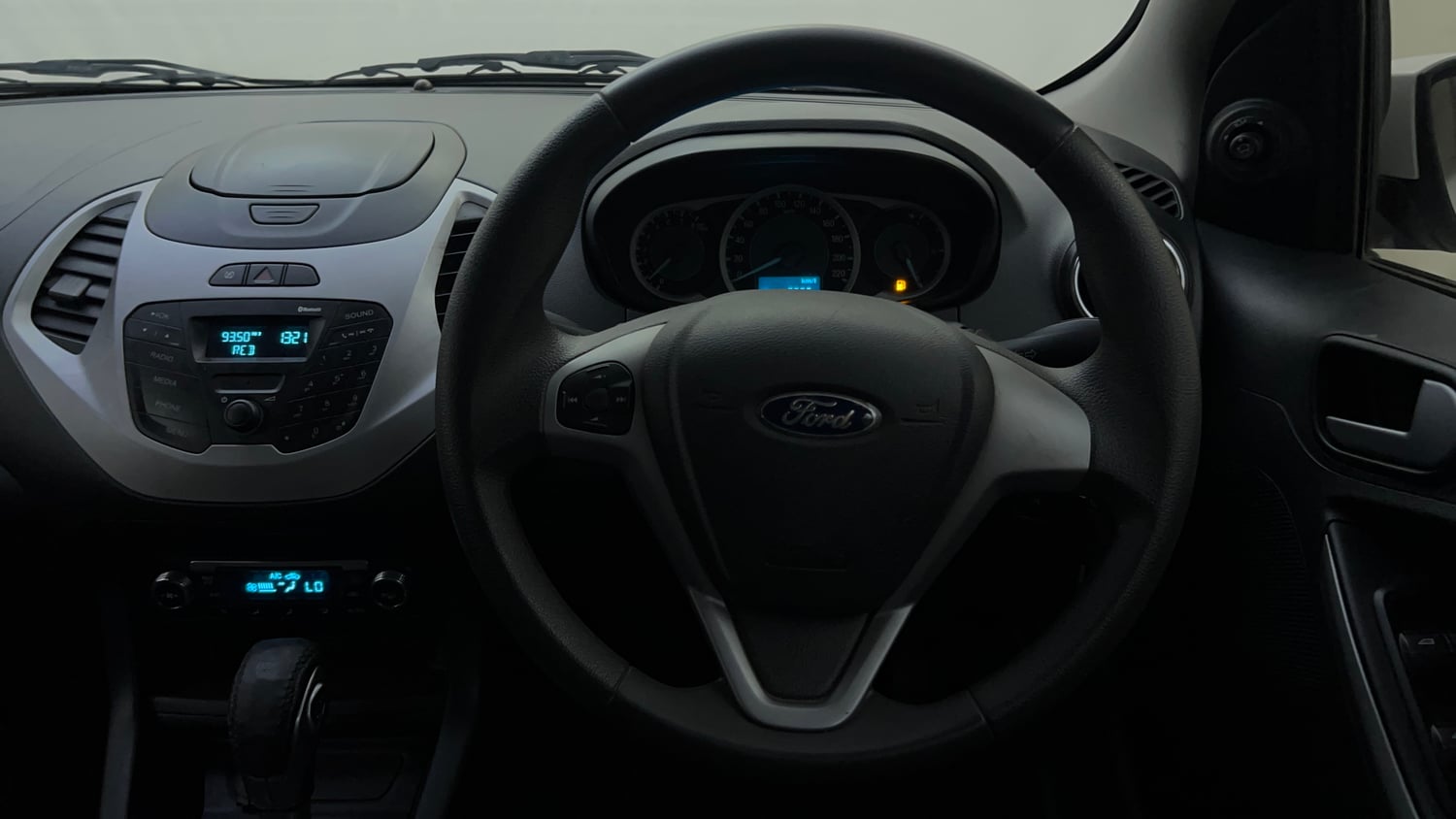 Used 2017 Ford Figo Titanium 1.5 Ti-VCT AT Petrol Automatic interior STEERING VIEW