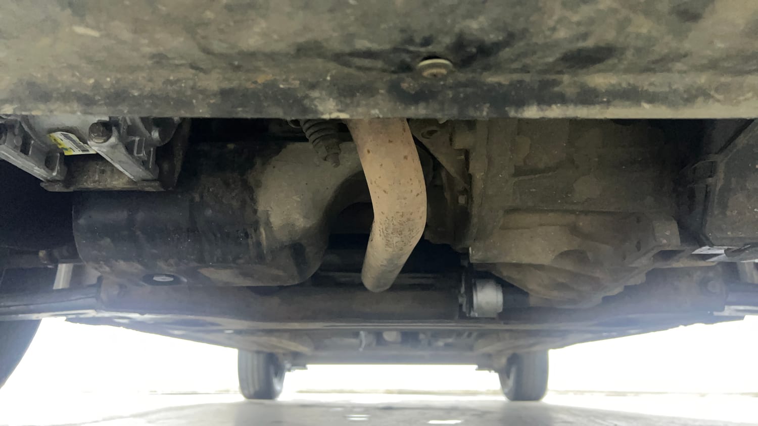 Used 2014 Ford Figo Duratorq Diesel ZXI 1.4 Diesel Manual extra FRONT LEFT UNDERBODY VIEW