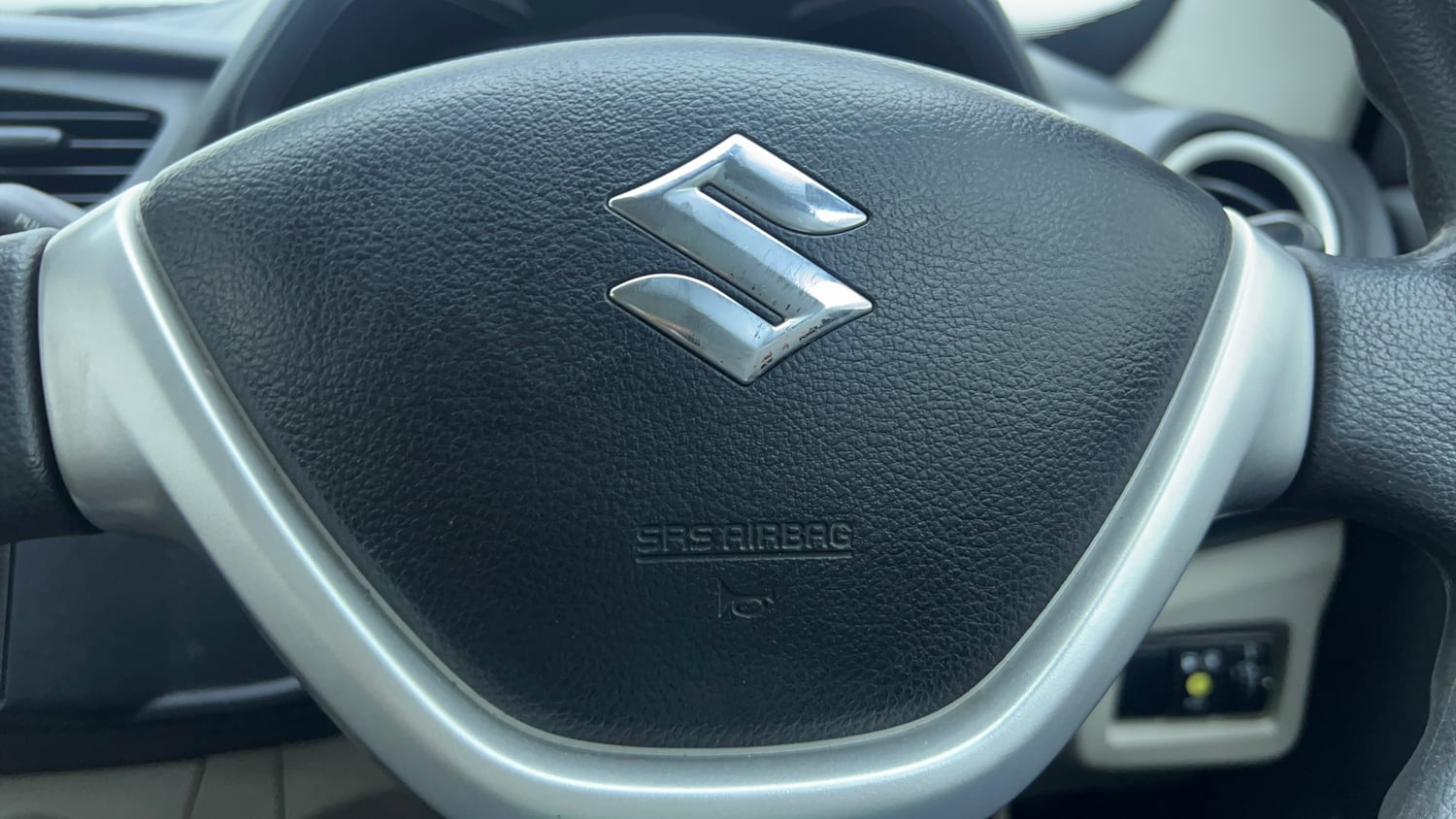 Used 2022 Maruti Suzuki Alto 800 LXi (O) CNG Cng Manual top_features Airbags