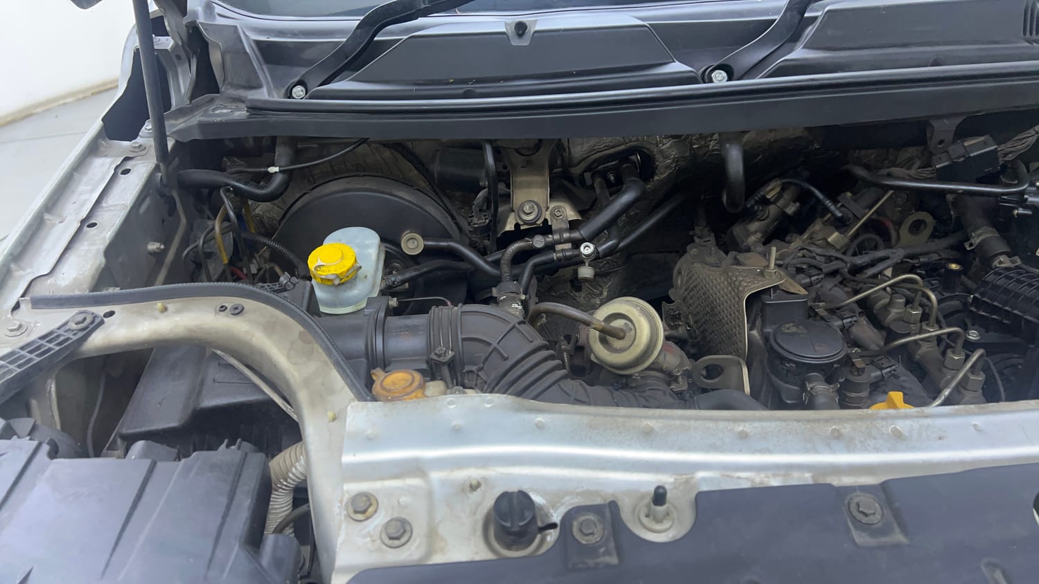 Used 2016 Mahindra TUV300 T4 Plus Diesel Manual engine ENGINE RIGHT SIDE VIEW