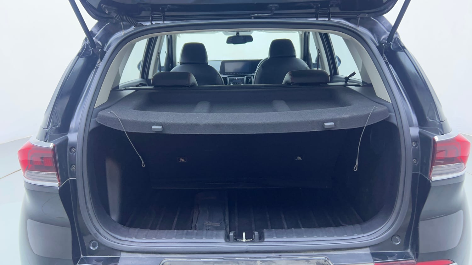 Used 2020 Kia Sonet GTX Plus 1.0 DCT Petrol Automatic interior DICKY INSIDE VIEW